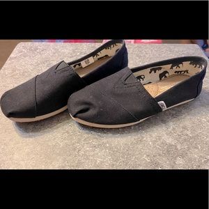 Toms shoes